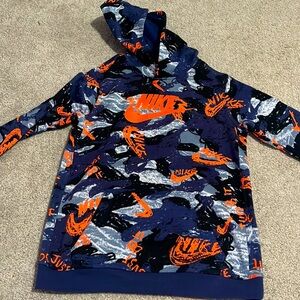Nike hoodie size xl